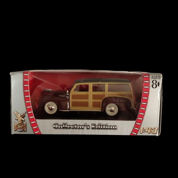 Nwt 1948 Ford woody Burgundy - Picture 2 of 3